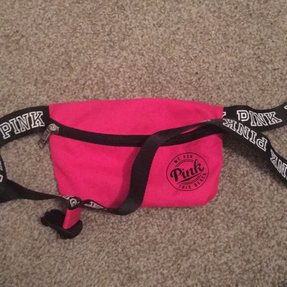 NWOT VS Pink Fanny Pack